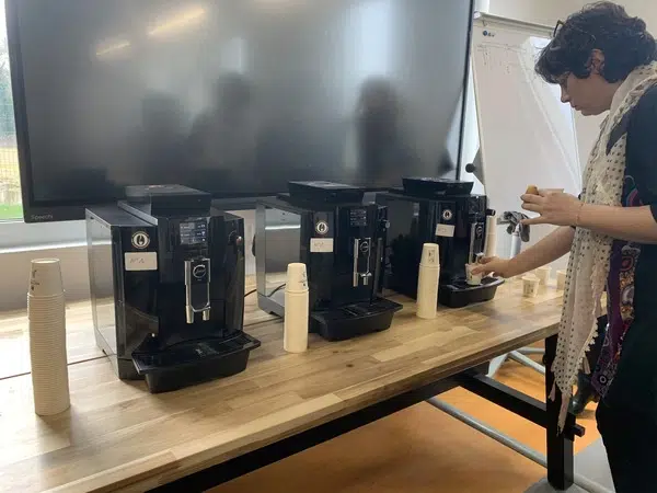 L'achat d'une machine à café pro améliore le bien-être des salariés et donc la qualité de vie au travail.